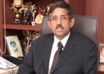 Dr-mohan-Diabetologist-doctors-Benz-circle-vijayawada-Andhra-pradesh-1