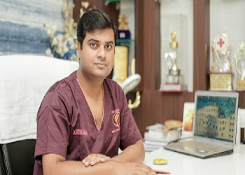 Dr-mohanas-Dermatologist-doctors-Indore-Madhya-pradesh-1