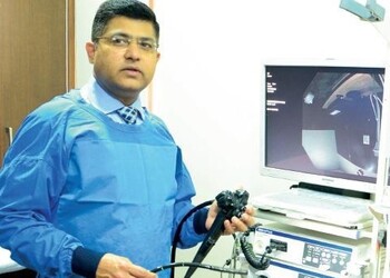 Dr-mohinish-chhabra-Gastroenterologists-Chandigarh-Chandigarh-1
