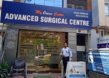 Dr-mohit-madan-my-ortho-centre-Orthopedic-surgeons-Vaishali-ghaziabad-Uttar-pradesh-1