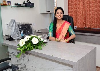 Dr-mona-ketan-borole-Dermatologist-doctors-Jalgaon-Maharashtra-1