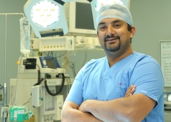 Dr-mrinal-sharma-Orthopedic-surgeons-Noida-Uttar-pradesh-3