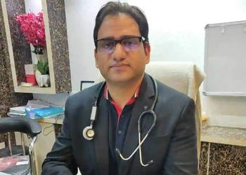 Dr-mukesh-shukla-Neurosurgeons-Gorakhpur-Uttar-pradesh-1