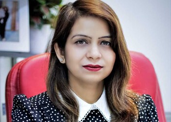 Dr-naiya-bansal-Dermatologist-doctors-Mohali-chandigarh-sas-nagar-Punjab-1