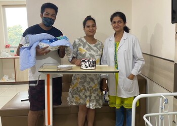 Dr-neha-sirohi-Gynecologist-doctors-Prem-nagar-dehradun-Uttarakhand-3