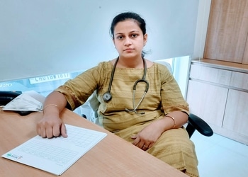Dr-neha-yadav-Diabetologist-doctors-Dlf-ankur-vihar-ghaziabad-Uttar-pradesh-1