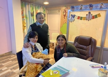 Dr-nidhika-pandey-Child-specialist-pediatrician-Kanpur-Uttar-pradesh-3