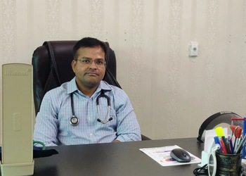 Dr-nilesh-patira-jain-Diabetologist-doctors-Udaipur-Rajasthan-1