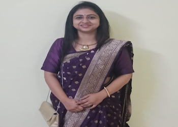 Dr-nirjharini-ghosh-Child-specialist-pediatrician-Lake-town-kolkata-West-bengal-1