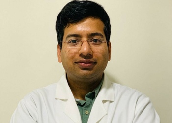 Dr-nitin-aggarwal-Urologist-doctors-Mohali-Punjab-1