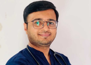 Dr-nitin-ramani-Gastroenterologists-Bhaktinagar-rajkot-Gujarat-1