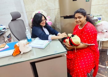 Dr-nivedita-oswals-rainbow-childrens-clinic-and-vaccination-centre-Child-specialist-pediatrician-Hadapsar-pune-Maharashtra-3