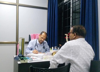 Dr-nripen-saikia-Gastroenterologists-Guwahati-Assam-3