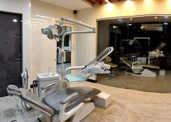 Dr-on-ravi-dental-care-center-Invisalign-treatment-clinic-Erode-Tamil-nadu-2