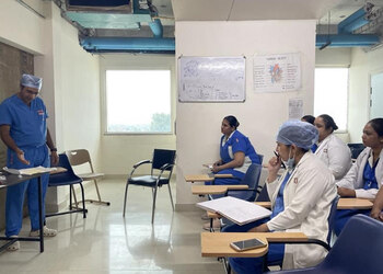Dr-onkar-singh-Urologist-doctors-Civil-lines-jalandhar-Punjab-3