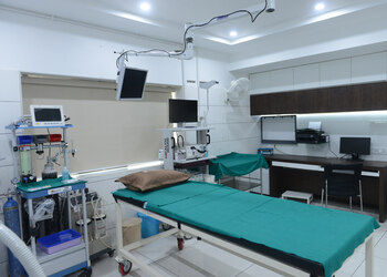 Dr-paras-d-shah-Gastroenterologists-Bhaktinagar-rajkot-Gujarat-2