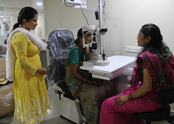 Dr-partanis-eye-care-hospital-Eye-hospitals-Shalimar-nashik-Maharashtra-3