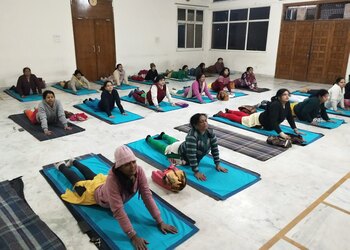 Dr-pawan-guru-yoga-center-Yoga-classes-Mp-nagar-bhopal-Madhya-pradesh-2