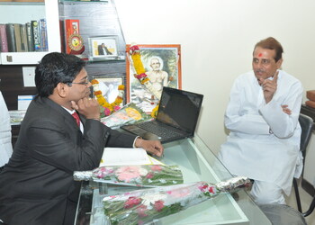 Dr-pradhan-homeopathy-Homeopathic-clinics-Akola-Maharashtra-2