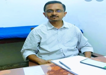 Dr-pran-pratim-saikia-md-diabetologist-Diabetologist-doctors-Guwahati-Assam-1