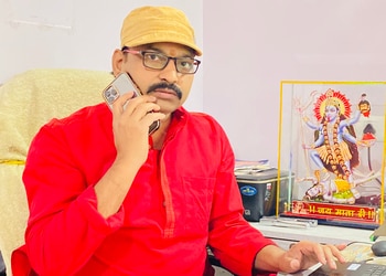 Dr-pranayan-m-pathak-Tarot-card-reader-Ujjain-Madhya-pradesh-3