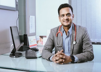 Dr-prasad-balte-Child-specialist-pediatrician-Baner-pune-Maharashtra-1