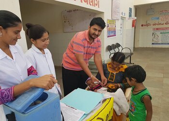 Dr-prashant-nakum-Diabetologist-doctors-Surat-Gujarat-3