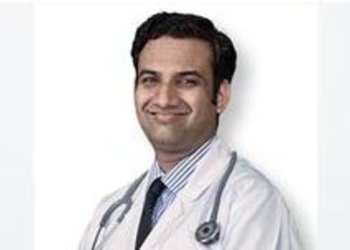 Dr-prateek-sharma-Neurologist-doctors-Habibganj-bhopal-Madhya-pradesh-1