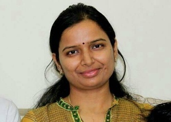 Dr-priyanka-singh-Gynecologist-doctors-Laxmi-bai-nagar-jhansi-Uttar-pradesh-1