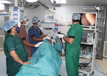 Dr-rahul-agrawal-Gastroenterologists-Adajan-surat-Gujarat-2