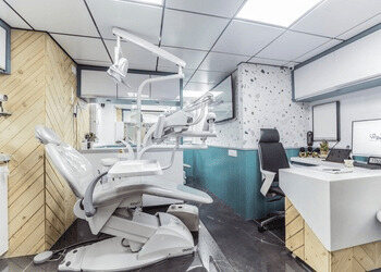 Dr-rahuls-dentaville-Dental-clinics-Thane-Maharashtra-3