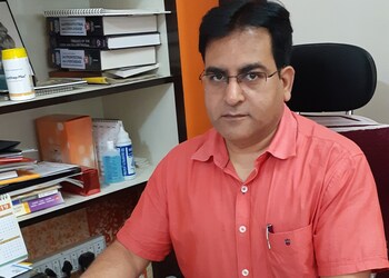 Dr-rajeev-ranjan-sinha-Gastroenterologists-Sipara-patna-Bihar-1