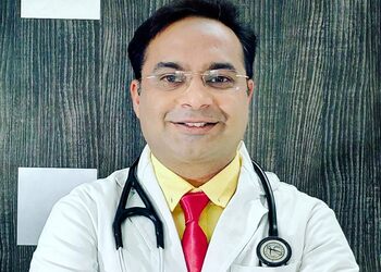 Dr-rajeev-sharma-Gastroenterologists-Udaipur-Rajasthan-1