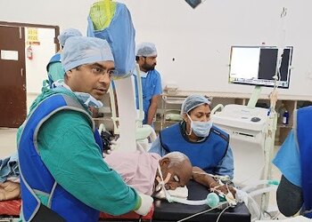 Dr-rajeev-sharma-Gastroenterologists-Udaipur-Rajasthan-2