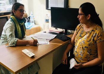 Dr-rajeshwari-pawar-Gynecologist-doctors-Hadapsar-pune-Maharashtra-2