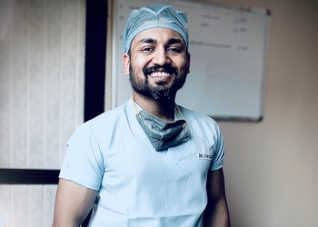Dr-rakesh-agarwal-Orthopedic-surgeons-Kadru-ranchi-Jharkhand-1