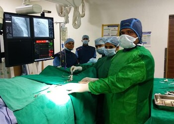 Dr-rakesh-jain-Cardiologists-Bhanwarkuan-indore-Madhya-pradesh-2