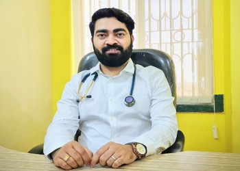 Dr-ranjeet-kumar-Child-specialist-pediatrician-Ranchi-Jharkhand-1