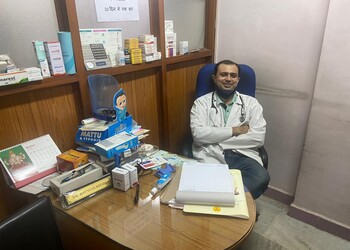 Dr-ratnesh-khare-Child-specialist-pediatrician-Indore-Madhya-pradesh-2