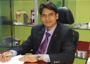 Dr-ravinder-kumar-singh-Orthopedic-surgeons-George-town-allahabad-prayagraj-Uttar-pradesh-1