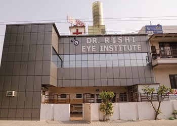 Dr-rishi-eye-institute-Eye-hospitals-Karnal-Haryana-1
