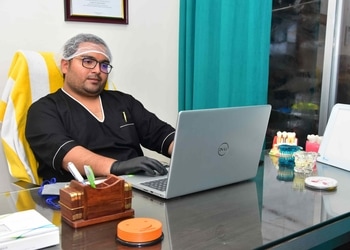 Dr-rishi-raj-dental-clinic-Dental-clinics-Allahabad-prayagraj-Uttar-pradesh-1