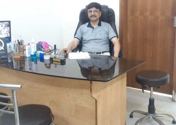 Dr-rk-gupta-Dermatologist-doctors-Amritsar-Punjab-1