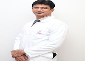 Dr-rohit-arora-best-pediatrician-at-cloudnine-hospital-gurugram-Child-specialist-pediatrician-Sector-55-gurugram-Haryana-2