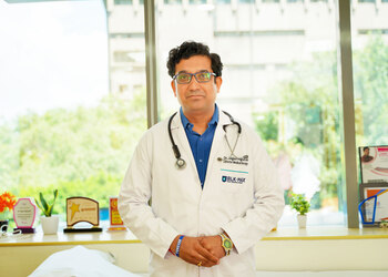 Dr-sajjan-rajpurohit-Cancer-specialists-oncologists-Lajpat-nagar-delhi-Delhi-3