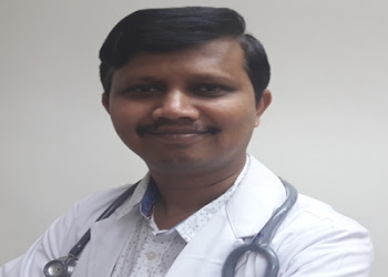 Dr-sameer-mhatre-Child-specialist-pediatrician-Viman-nagar-pune-Maharashtra-1