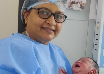 Dr-samiksha-gupta-Gynecologist-doctors-Kamla-nagar-agra-Uttar-pradesh-1