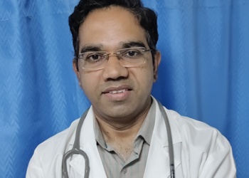 Dr-sandeep-gupta-Child-specialist-pediatrician-Gwalior-Madhya-pradesh-1