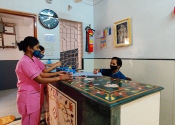 Dr-sanjay-dhandharia-Gastroenterologists-Bilaspur-Chhattisgarh-3