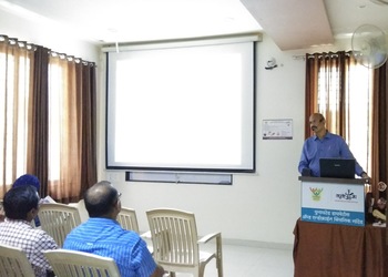 Dr-santosh-malpani-Diabetologist-doctors-Gandhi-nagar-nanded-Maharashtra-3